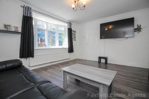 3 bedroom end of terrace house for sale, Prestwick Road, South Oxhey