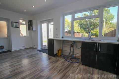 3 bedroom end of terrace house for sale, Prestwick Road, South Oxhey, Watford, WD19