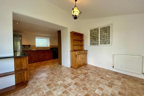 3 bedroom semi-detached house to rent, East Butterleigh EX15