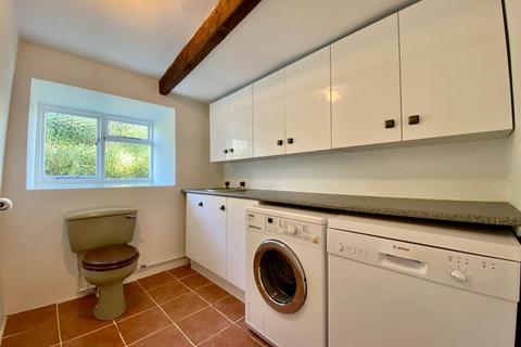 3 bedroom semi-detached house to rent, East Butterleigh EX15