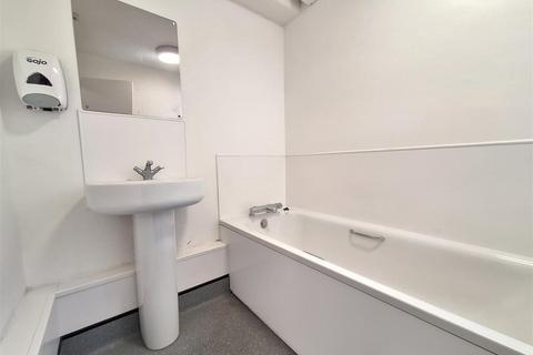 undefined, Room 15 Martindale Court
