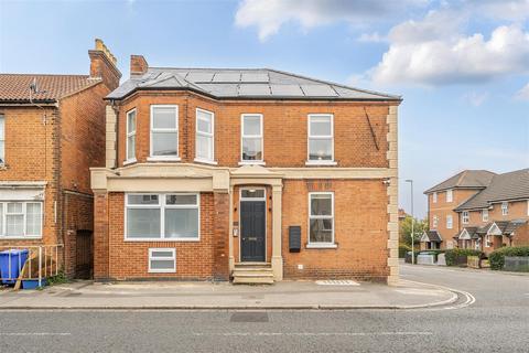undefined, Grosvenor Road, Aldershot GU11