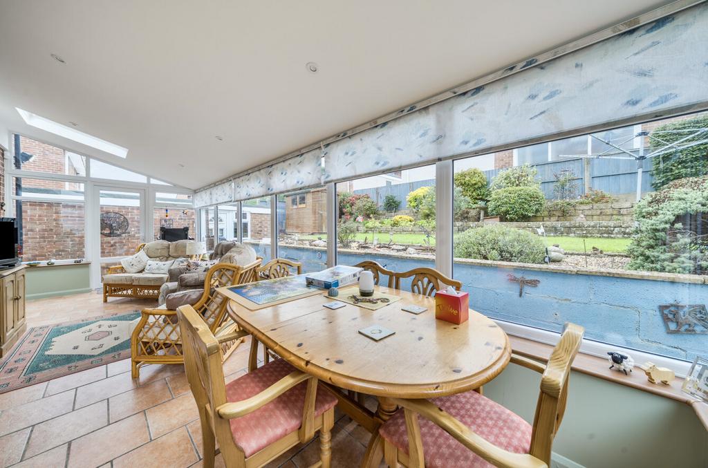 1361585-13-68dfb4...