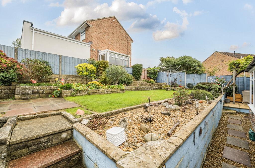 1361585-3-68dfadc...