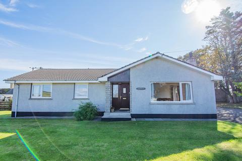 4 bedroom detached bungalow for sale, Dunbeath, Dunbeath, Highland. KW6 6EA