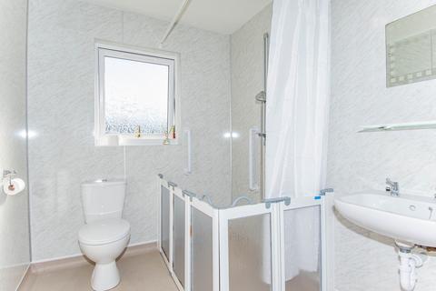 4 bedroom detached bungalow for sale, Dunbeath, Dunbeath, Highland. KW6 6EA