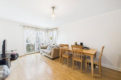 2 bedroom apartment for sale, Providence Park, Princess Elizabeth Way, Cheltenham, Gloucestershire, GL51
