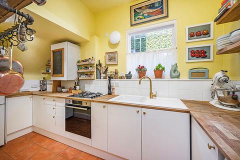 4a Camden Park Road, London, NW1 9BG