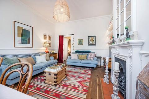 4a Camden Park Road, London, NW1 9BG