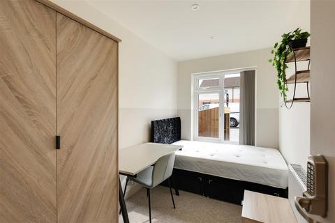 1 bedroom in a house share to rent, Constable Road, Bristol BS7