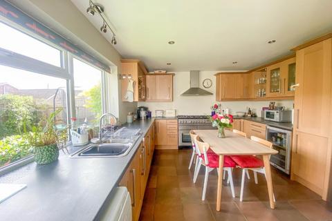 2 The Rustons, Duxford, Cambridge, CB22 4SG