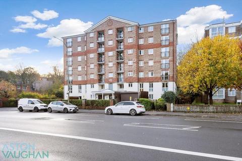 2 bedroom apartment for sale, Lilac Court, Patcham BN1