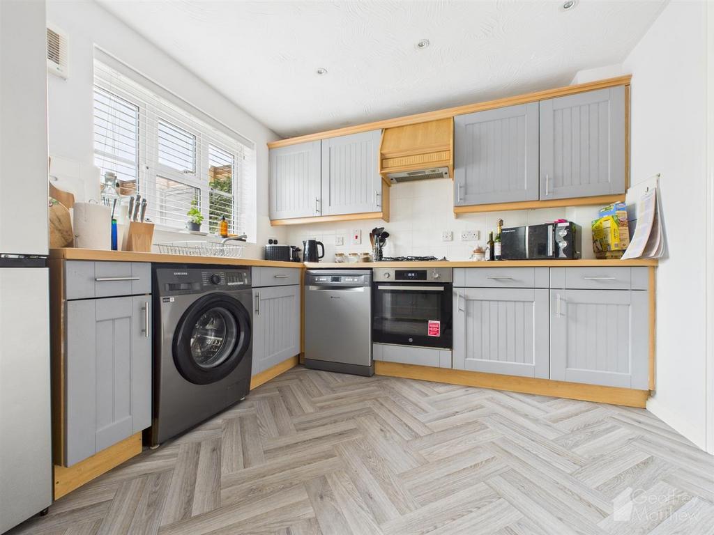 CAM02365 G0-PR0368-STILL010.jpg