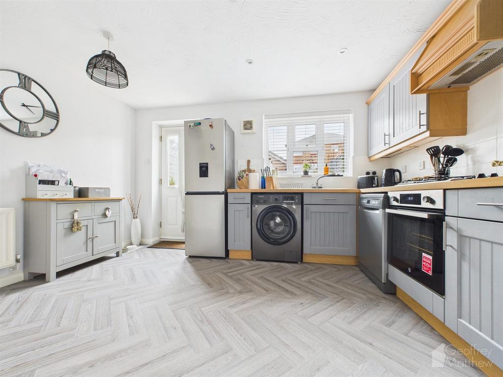 CAM02365 G0-PR0368-STILL007.jpg