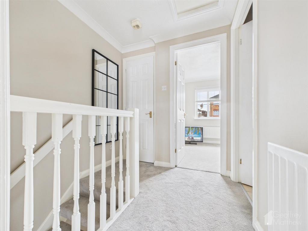 CAM02365 G0-PR0368-STILL011.jpg