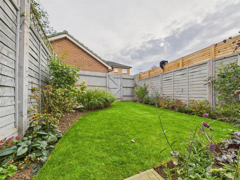 CAM02365 G0-PR0368-STILL021.jpg