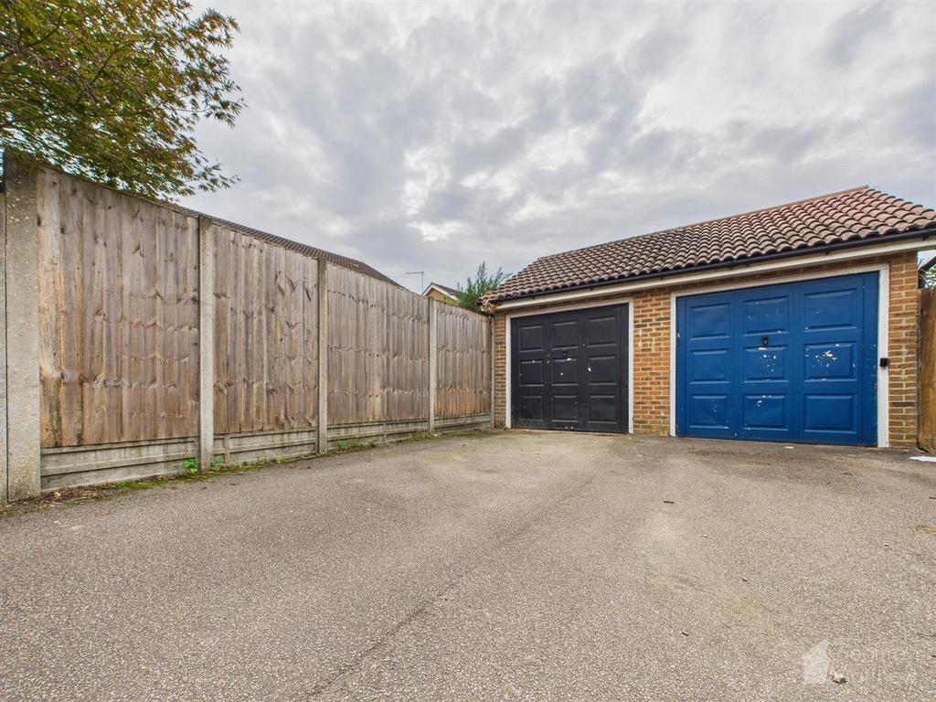 CAM02365 G0-PR0368-STILL025.jpg