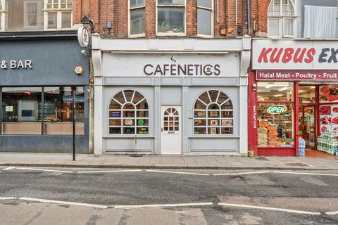 5 bedroom terraced house for sale, High Street, Chatham ME4