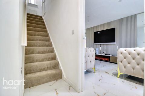 3 bedroom detached house to rent, Oxleaze Reen Road, Gwent