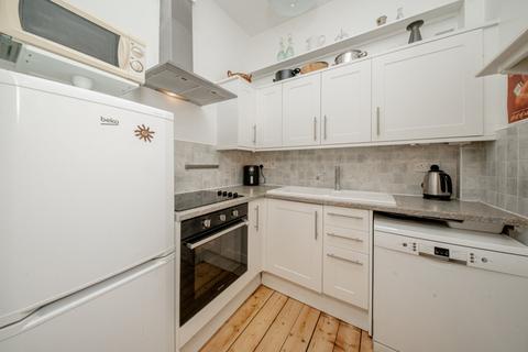 2 bedroom flat for sale, 16/10 Marionville Road, Edinburgh, EH7