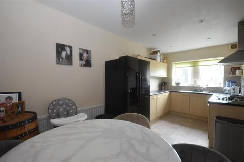 undefined, Old Clock Mill Court, Bradford BD13