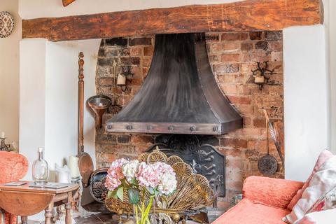 The Rose Cottage Wick Road, Little Comberton, Pershore, WR10 3EG