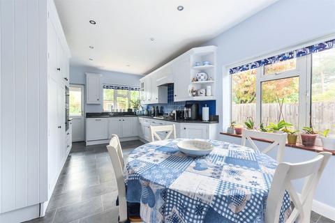 undefined, Pondtail Road, Hampshire GU51