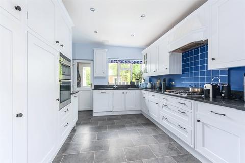 undefined, Pondtail Road, Hampshire GU51