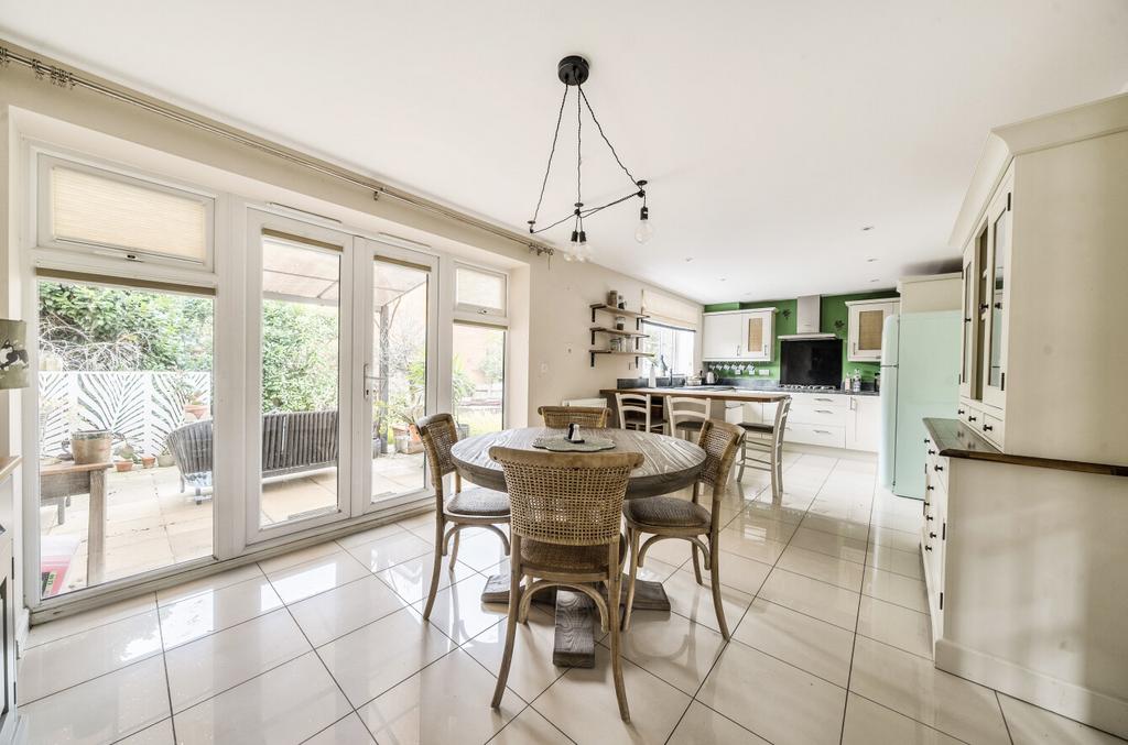 Kitchen / Diner