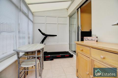8 Bracadale Close, Coventry, CV3 2PF