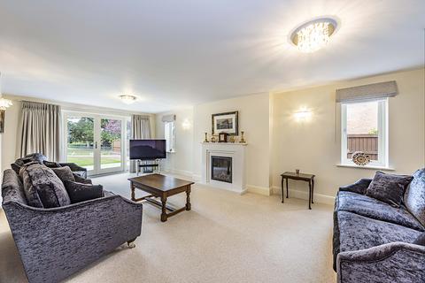 4 bedroom detached house for sale, West Manor Park, Epperstone NG14