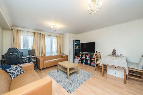 17 Dominion Close, Hounslow, TW3 1PJ