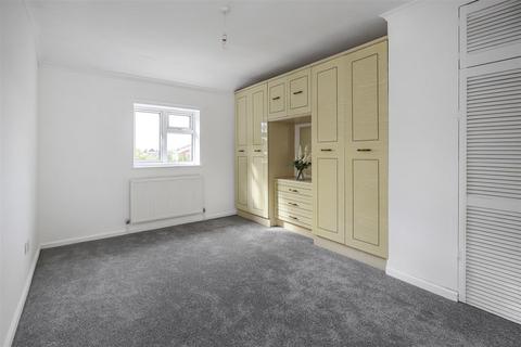 3 bedroom semi-detached house for sale, Rowntree Way, Saffron Walden CB11
