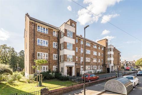 2 bedroom flat for sale, Oaklands Estate, London SW4