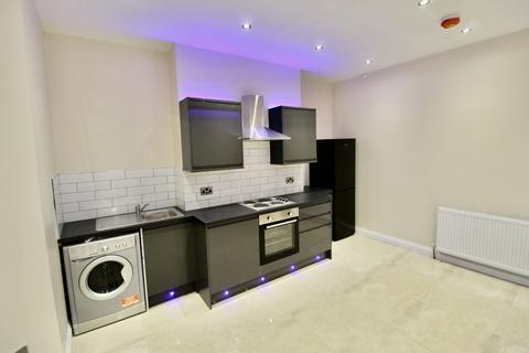 1 bedroom house to rent, Ashwood Terrace, Leeds LS6