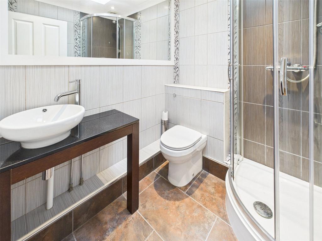 Annexe Shower Room