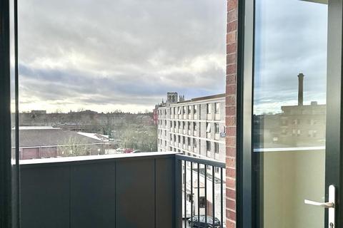 2 bedroom apartment to rent, Eboracum Way, York