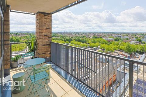 2 bedroom apartment for sale, Station Road, Edgware