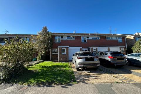 3 bedroom semi-detached house for sale, Holmewood Close, Wokingham, Berkshire