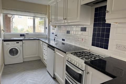 3 bedroom semi-detached house for sale, Holmewood Close, Wokingham, Berkshire