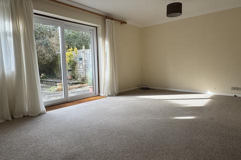 3 bedroom semi-detached house for sale, Holmewood Close, Wokingham, Berkshire