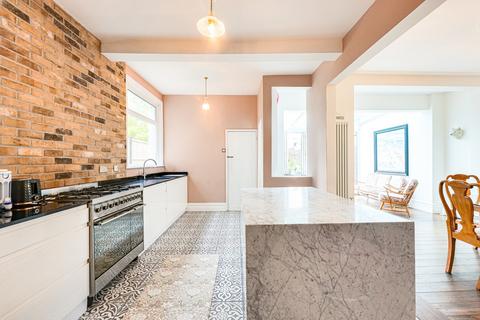 undefined, Hillside Crescent, Leigh-on-sea, SS9