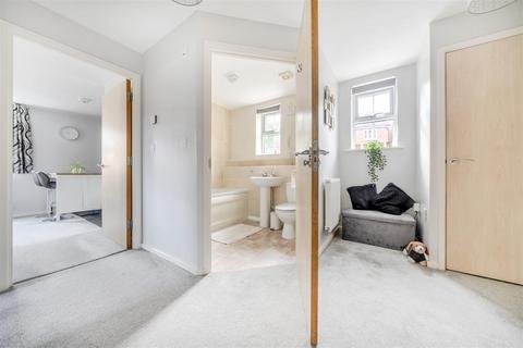 2 bedroom apartment for sale, Lintham Drive, Bristol