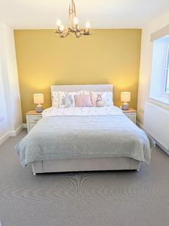 5 bedroom detached house to rent, Reighton Court, Reighton, Filey