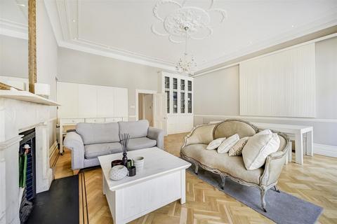 undefined, Cheniston Gardens, Kensington, W8