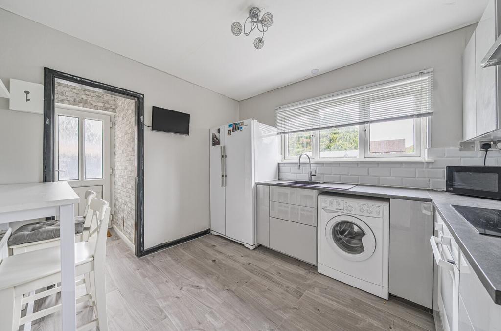 Kitchen 2