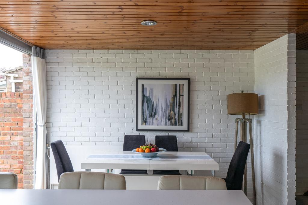 314383 - 6b Crabtree Road High Res-31.jpg