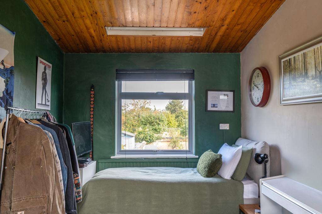 314369 - 6b Crabtree Road High Res-17.jpg