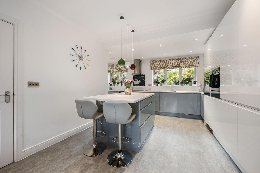 Open Plan Kitchen / Dining Room