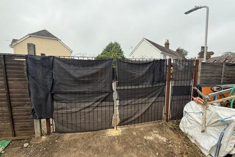 Land for sale, Dagnall Crescent, Uxbridge, UB8